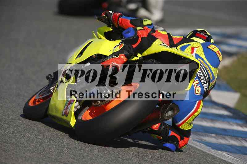 /01 26.-28.01.2024 Moto Center Thun Jerez/Gruppe rot-red/195